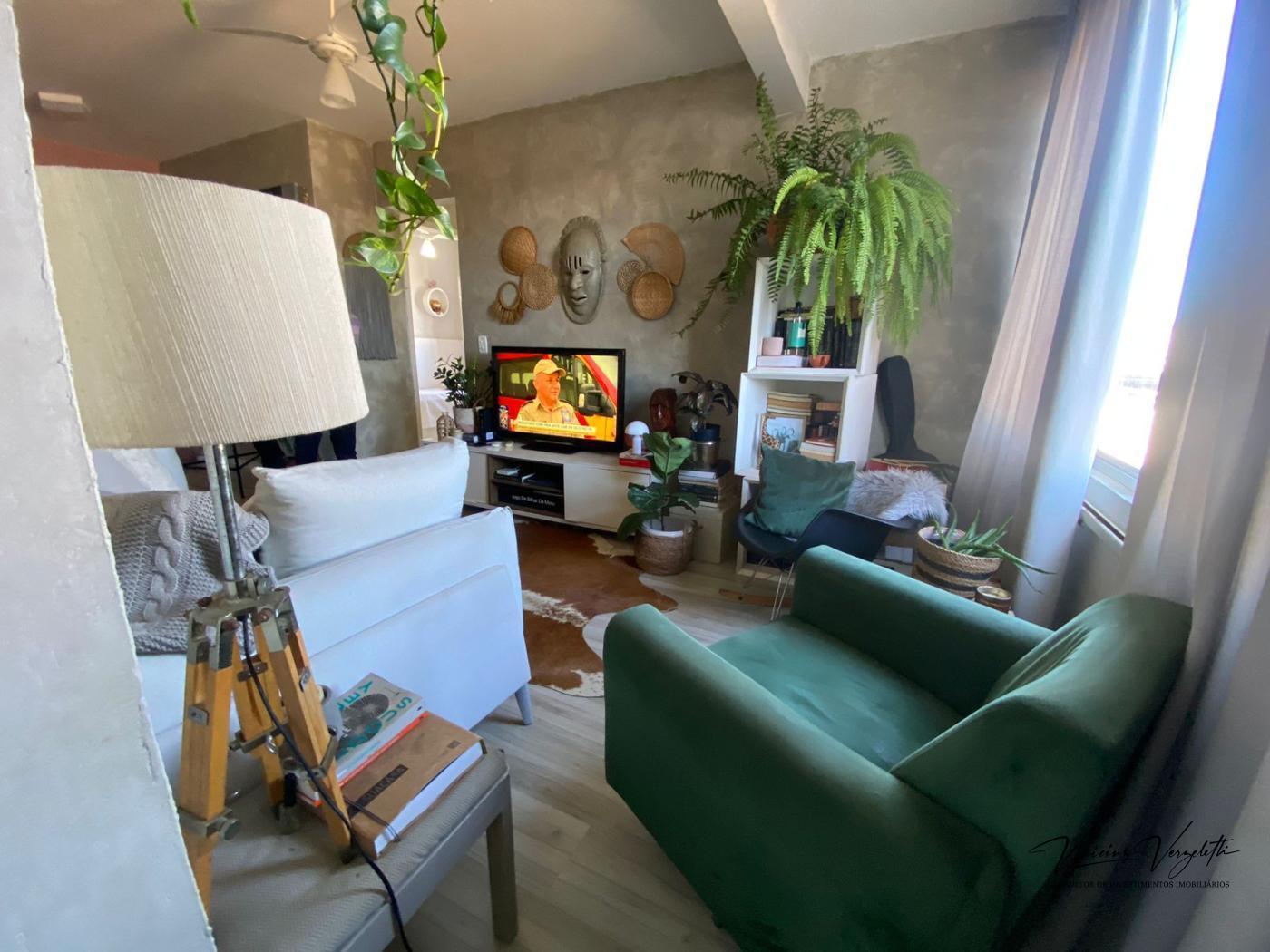 Apartamento à venda com 2 quartos, 67m² - Foto 3