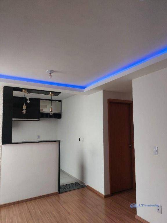 Apartamento à venda com 2 quartos, 42m² - Foto 1