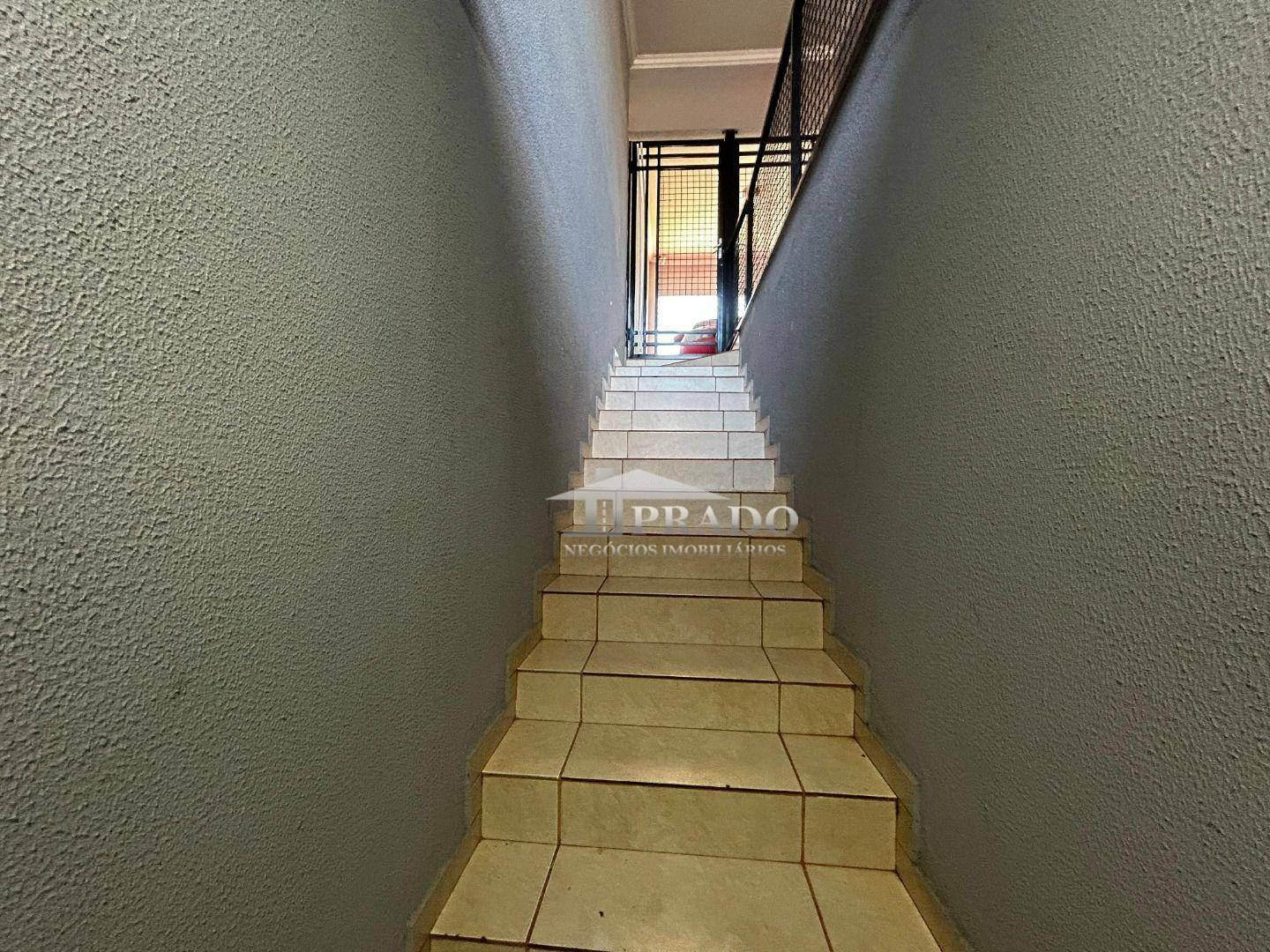 Casa à venda com 3 quartos, 214m² - Foto 20