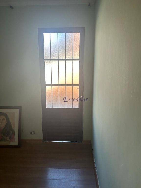 Sobrado à venda com 2 quartos, 100m² - Foto 4