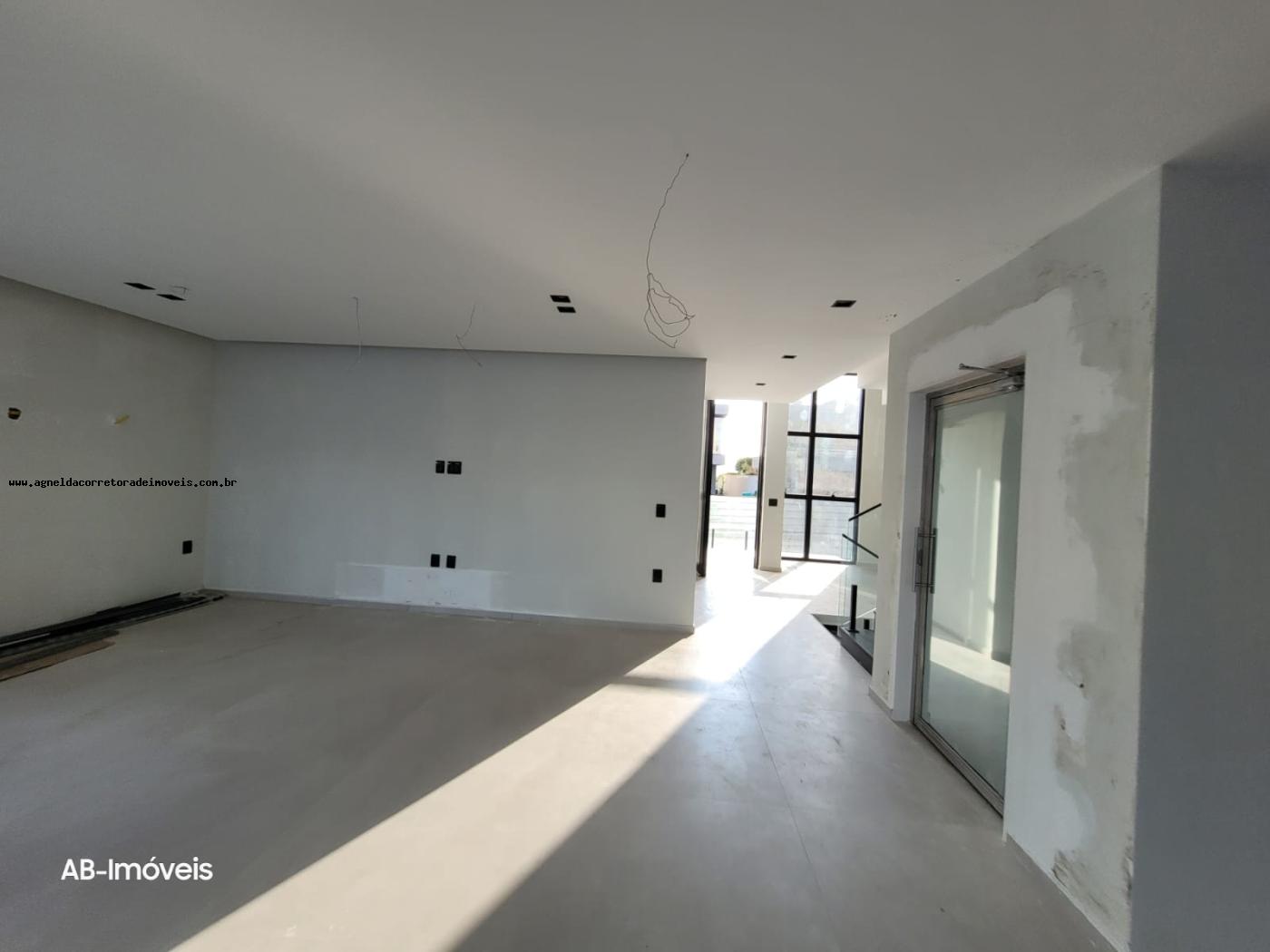 Casa de Condomínio à venda com 7 quartos, 479m² - Foto 9