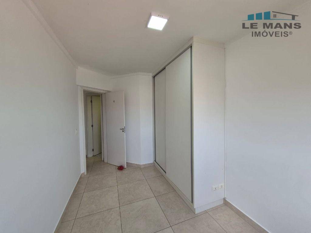 Apartamento para alugar com 2 quartos, 70m² - Foto 6