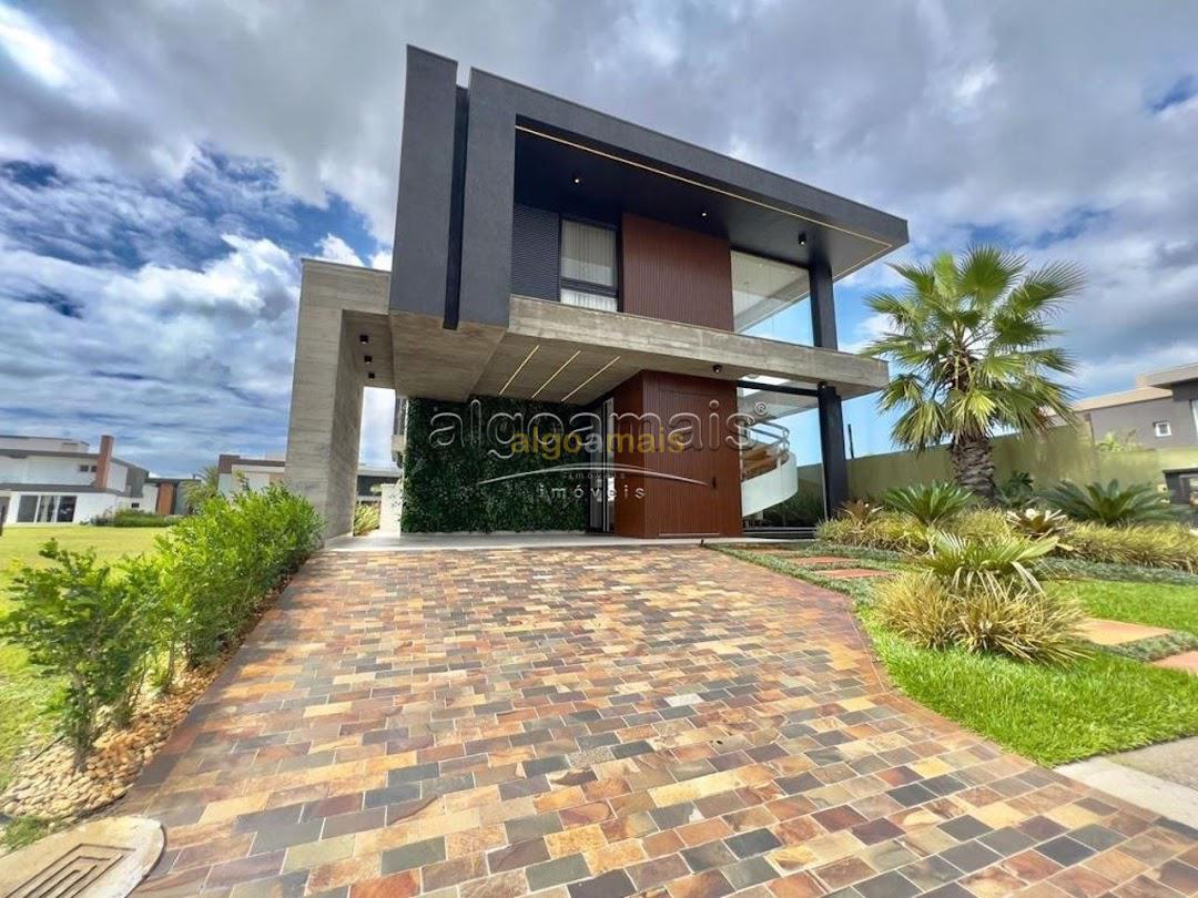 Casa de Condomínio à venda com 5 quartos, 320m² - Foto 1