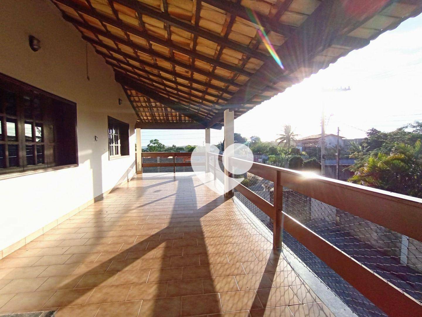 Casa para alugar com 6 quartos, 436m² - Foto 11