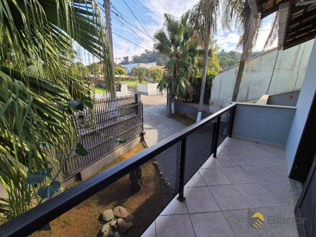 Casa à venda e aluguel com 3 quartos, 208m² - Foto 16