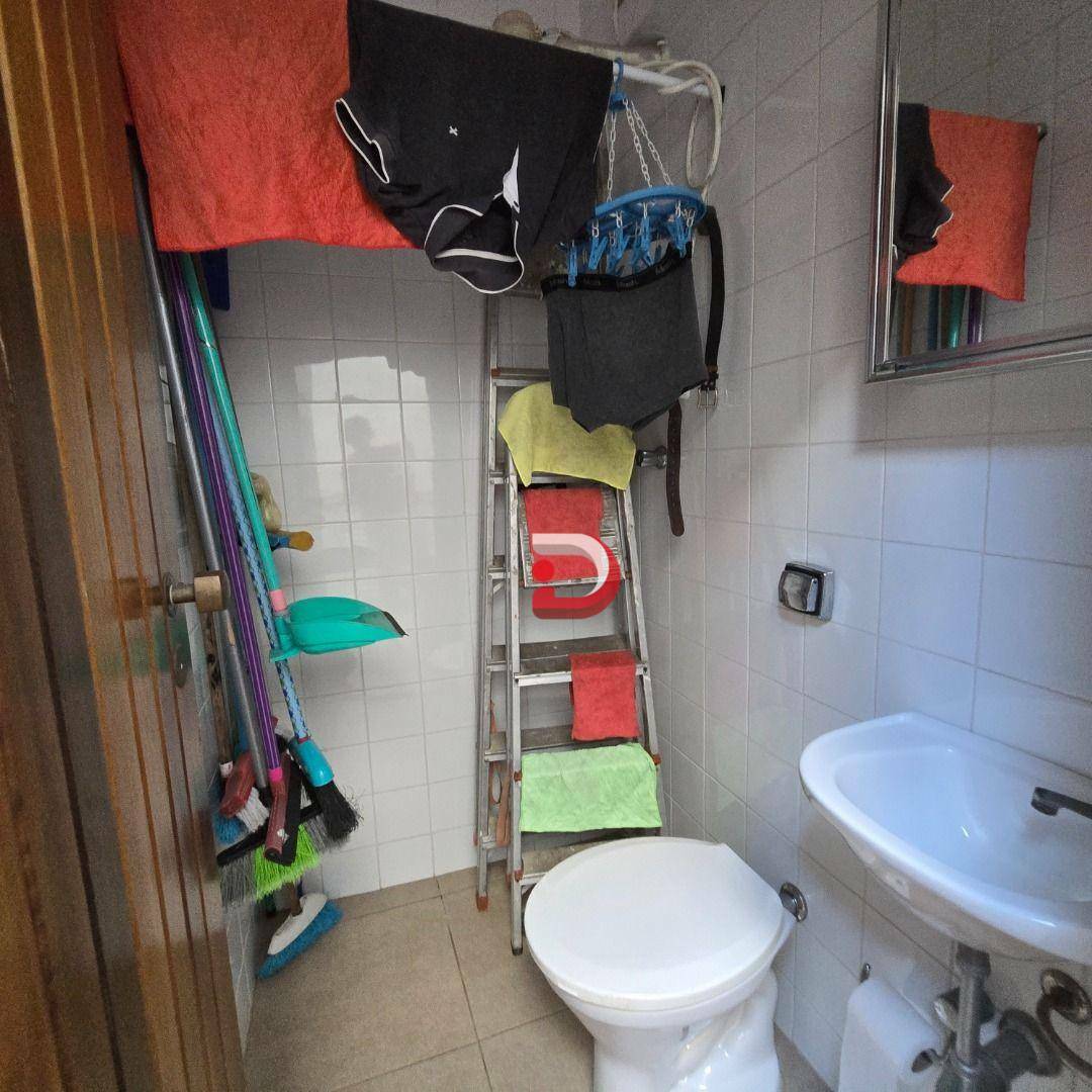 Sobrado à venda com 5 quartos, 250m² - Foto 54