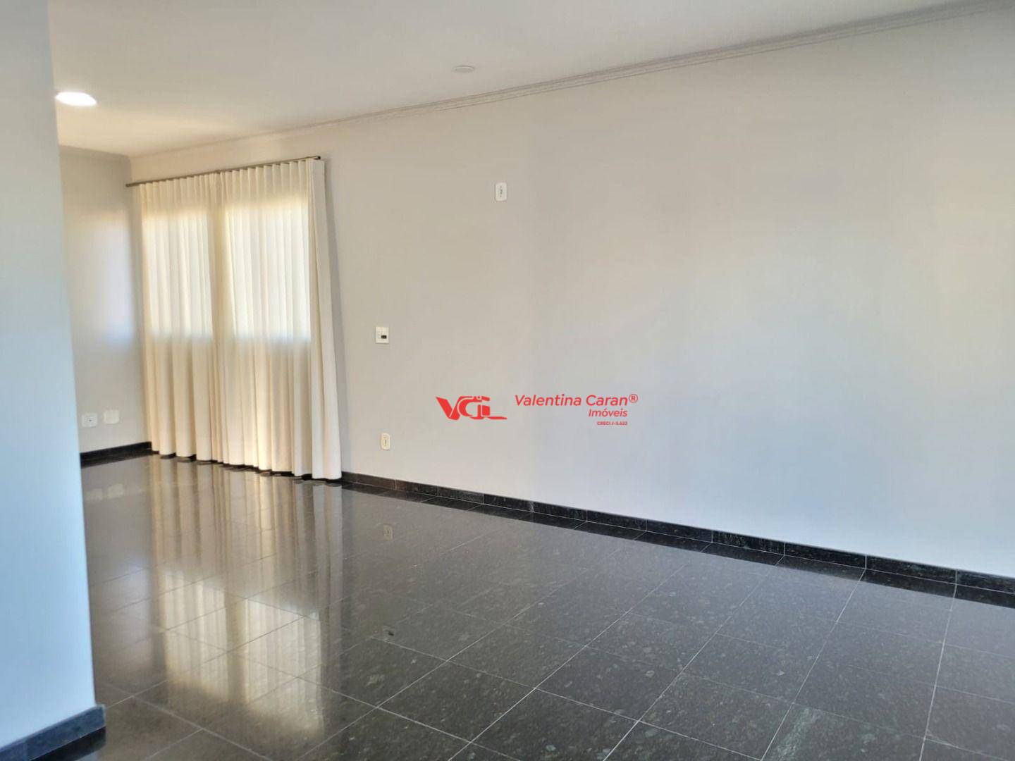 Apartamento para alugar com 3 quartos, 204m² - Foto 6