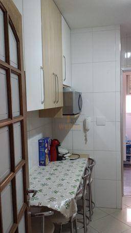 Apartamento à venda com 2 quartos, 83m² - Foto 19