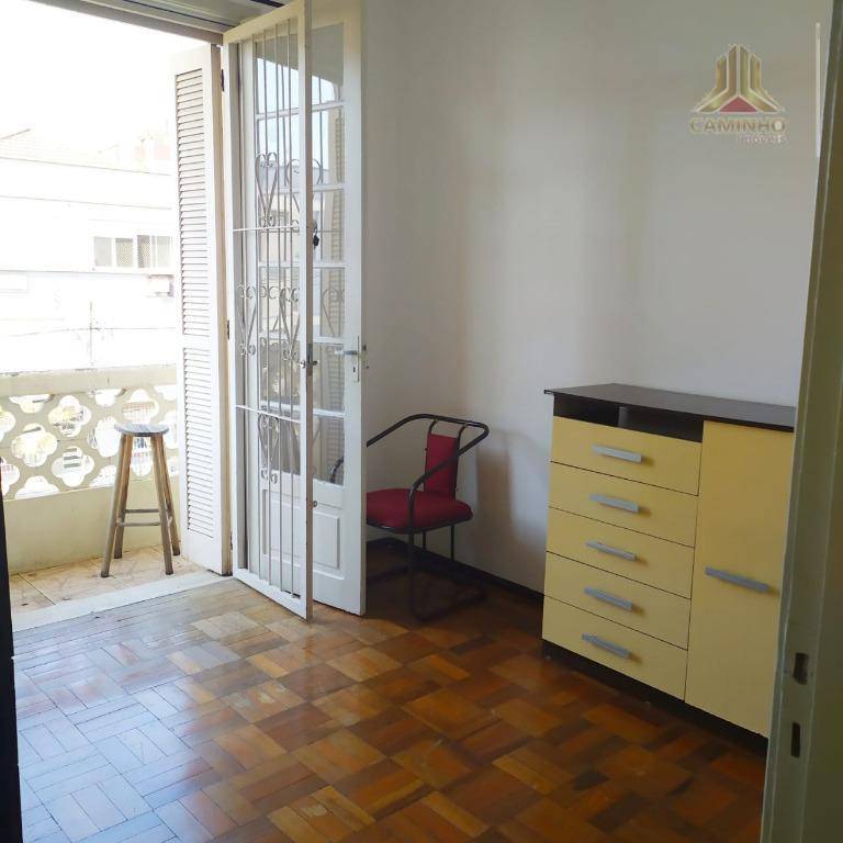 Apartamento à venda com 2 quartos, 68m² - Foto 2