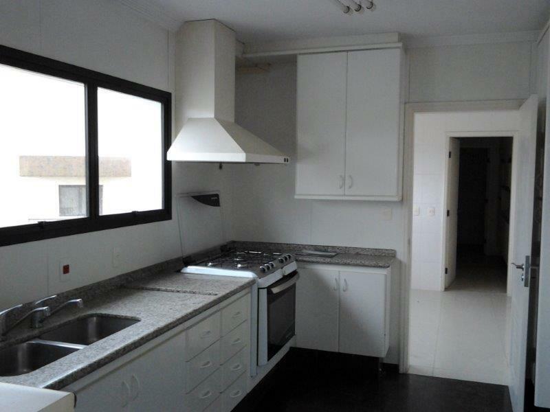 Apartamento para alugar com 4 quartos, 287m² - Foto 11