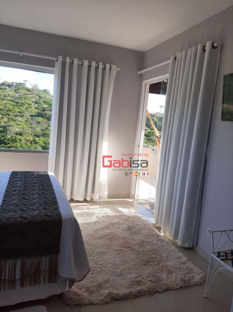 Casa à venda com 5 quartos, 230m² - Foto 42