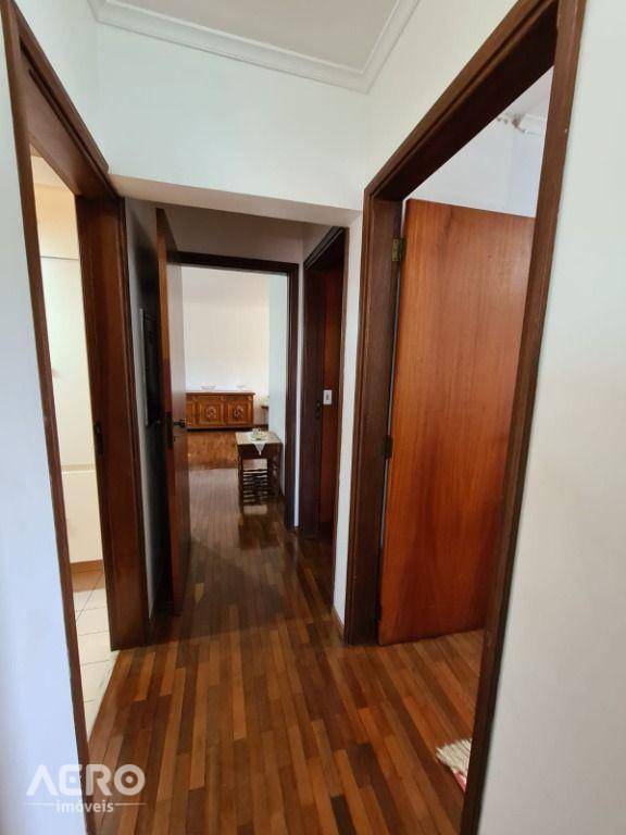 Apartamento à venda com 3 quartos, 131m² - Foto 20