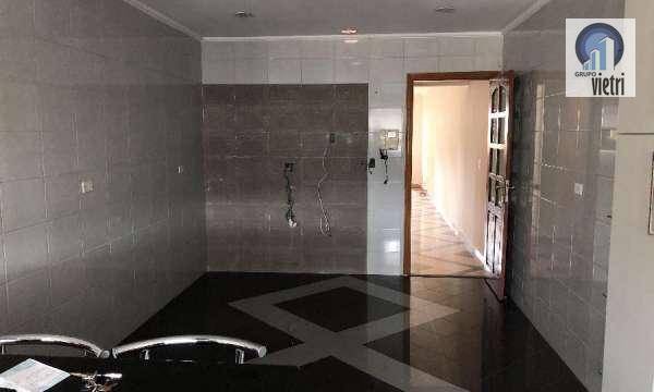 Sobrado à venda com 3 quartos, 300m² - Foto 6