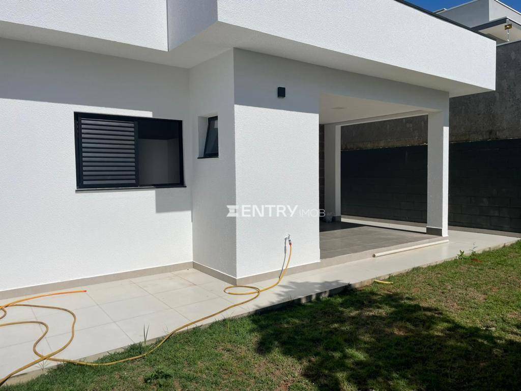 Casa à venda com 3 quartos, 123m² - Foto 6