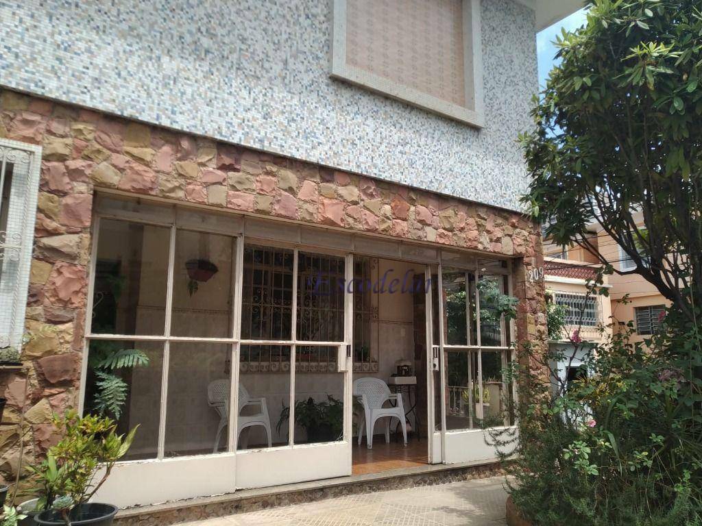 Sobrado à venda com 4 quartos, 220m² - Foto 4