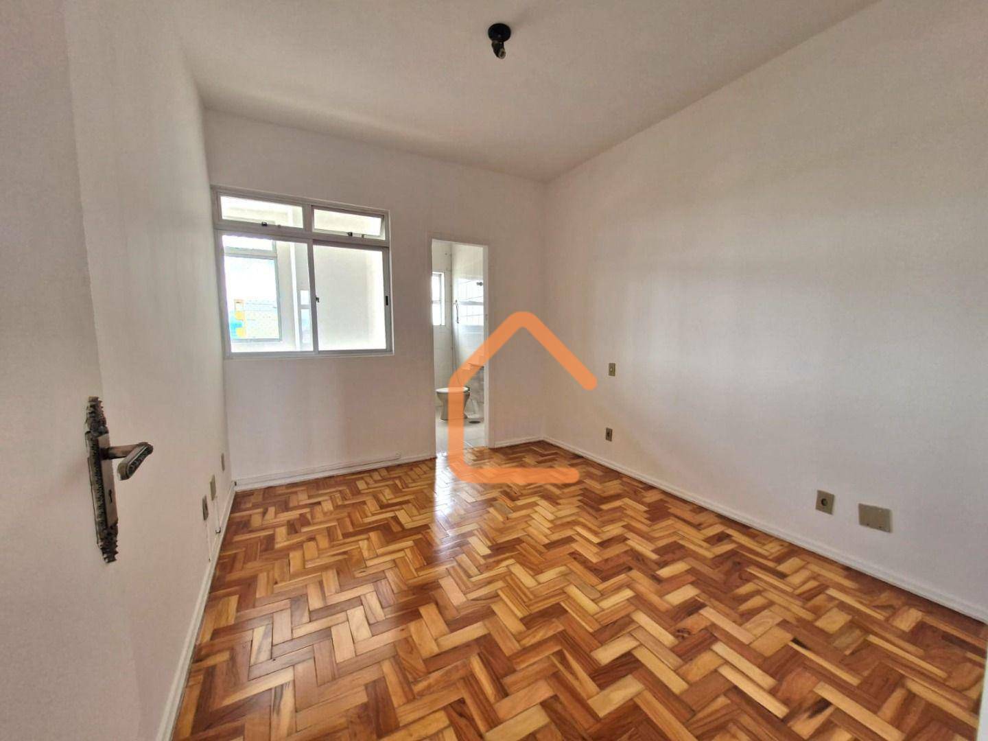 Apartamento à venda com 3 quartos, 110m² - Foto 17