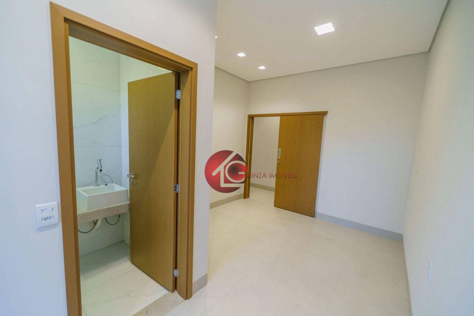 Casa de Condomínio à venda com 3 quartos, 247m² - Foto 11