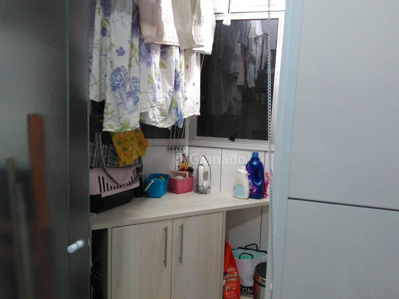 Apartamento à venda com 3 quartos, 76m² - Foto 3