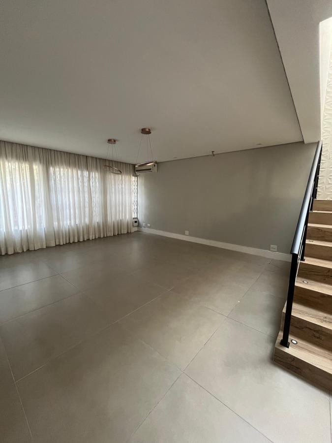 Sobrado à venda com 4 quartos, 241m² - Foto 28