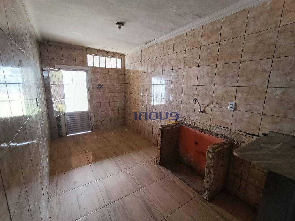 Casa à venda e aluguel com 2 quartos, 164M2 - Foto 11