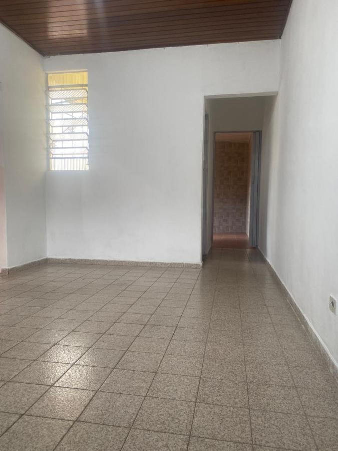 Casa para alugar com 1 quarto, 54m² - Foto 8