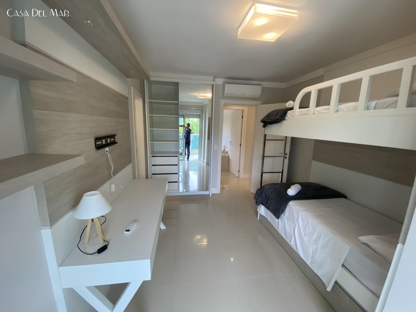 Apartamento à venda com 3 quartos, 135m² - Foto 31