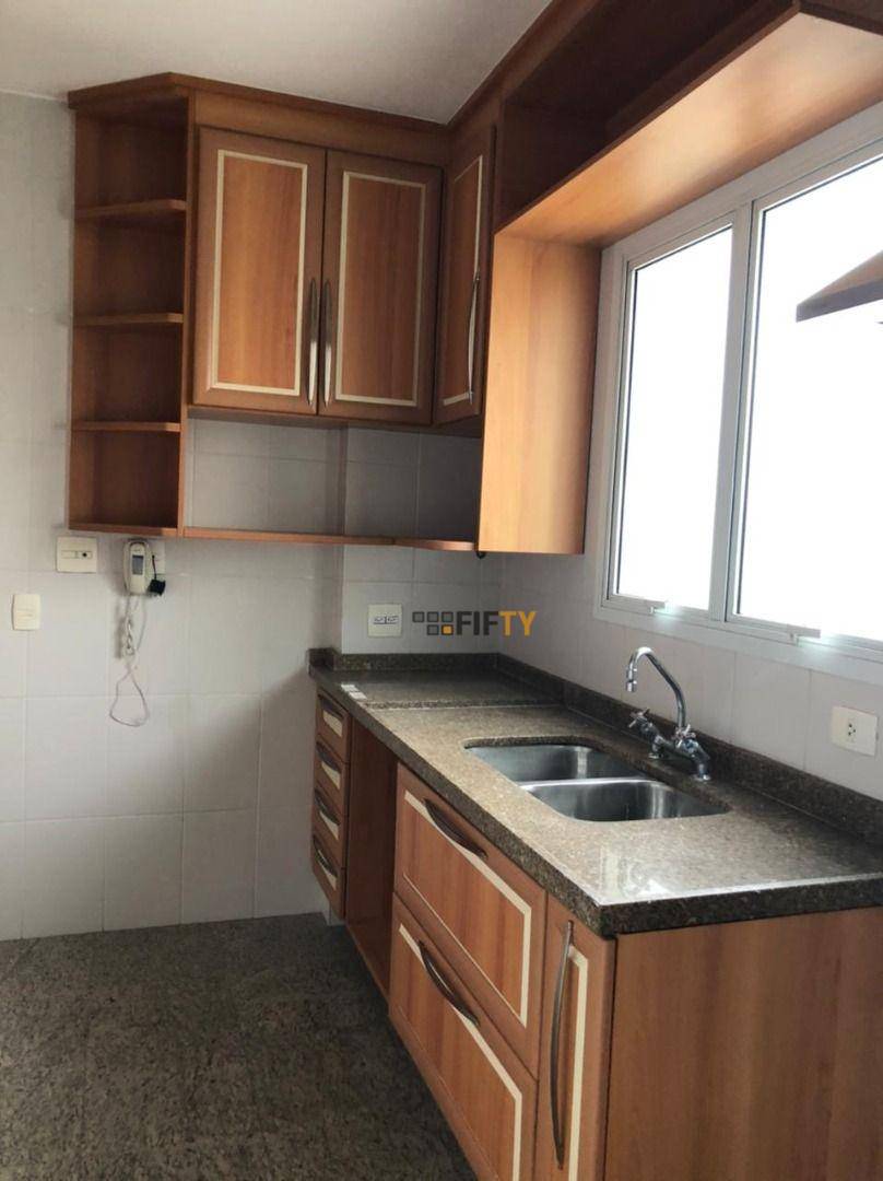 Apartamento à venda com 3 quartos, 124m² - Foto 13