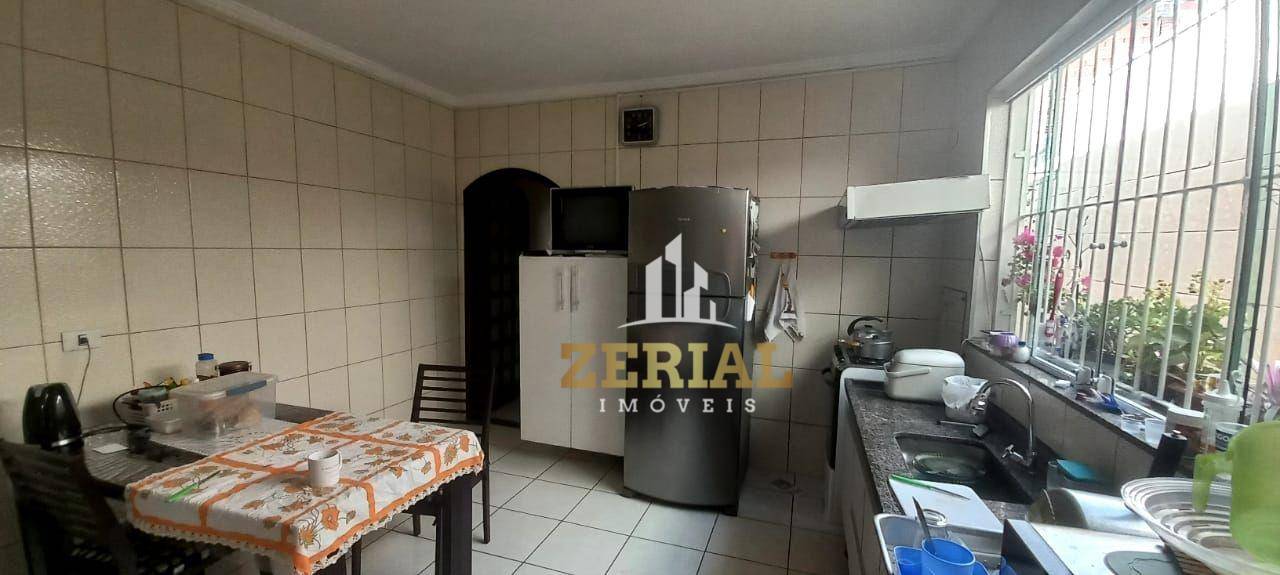 Sobrado à venda com 2 quartos, 164m² - Foto 4