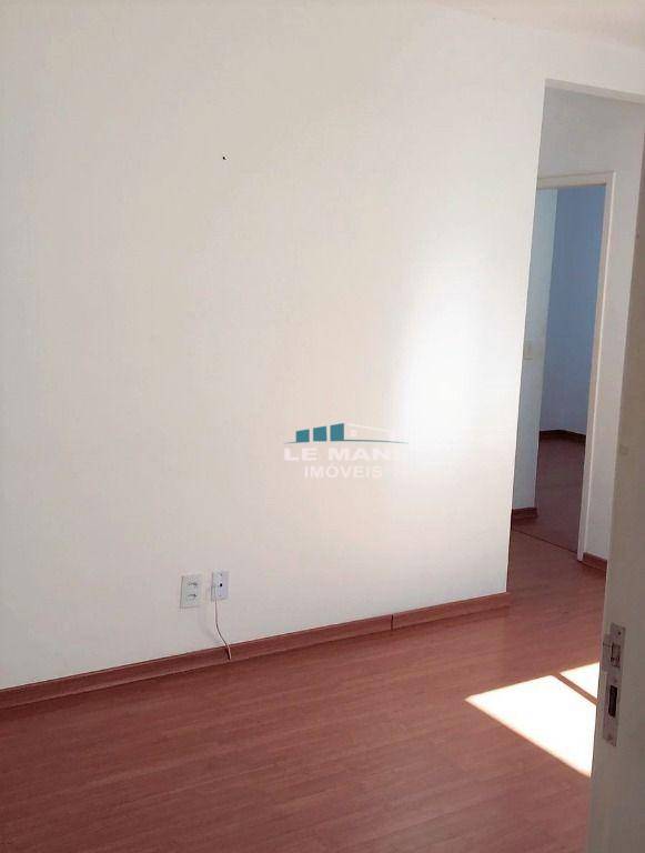 Apartamento à venda com 2 quartos, 46m² - Foto 3