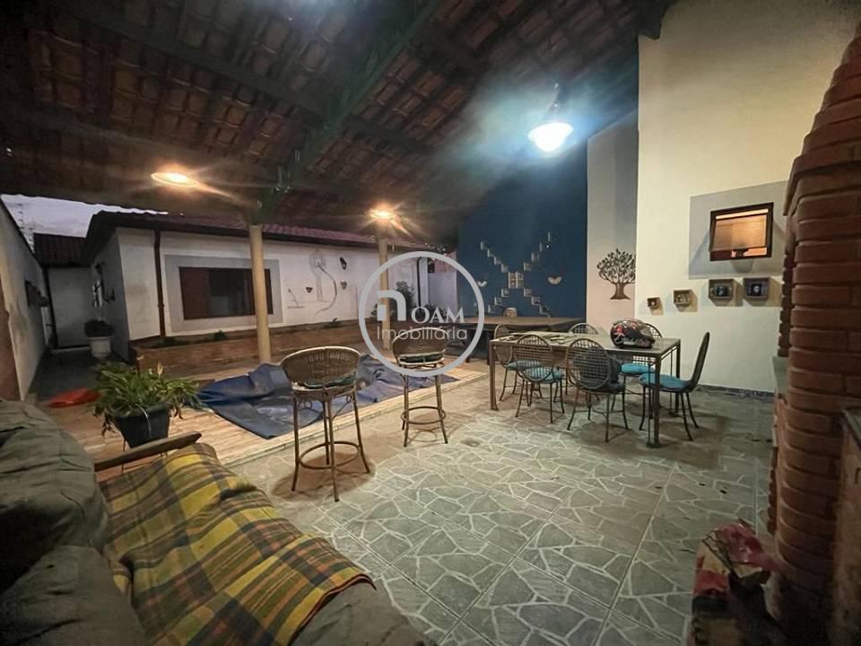 Casa à venda com 3 quartos, 245m² - Foto 6