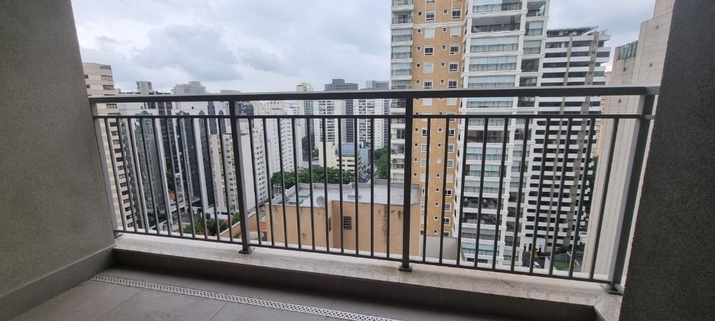 Apartamento à venda com 3 quartos, 157m² - Foto 15