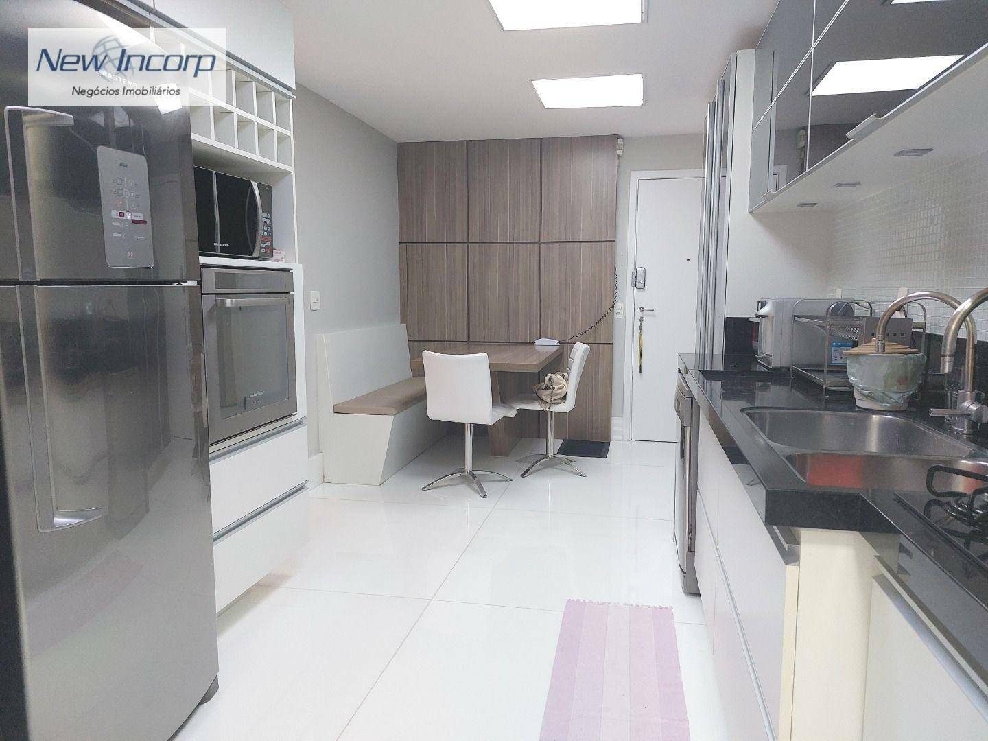 Apartamento à venda e aluguel com 4 quartos, 250m² - Foto 18