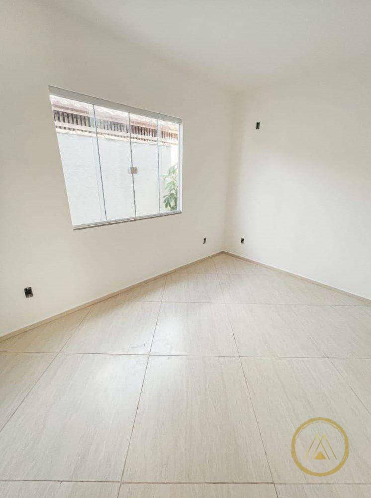 Casa à venda com 3 quartos, 77m² - Foto 5