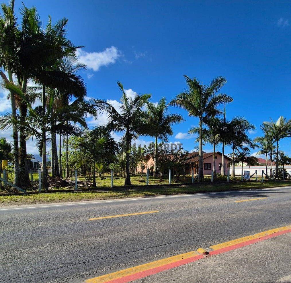 Casa, 5 quartos, 330 m² - Foto 1