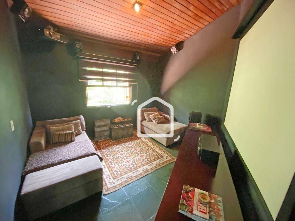 Casa de Condomínio à venda com 5 quartos, 233m² - Foto 19