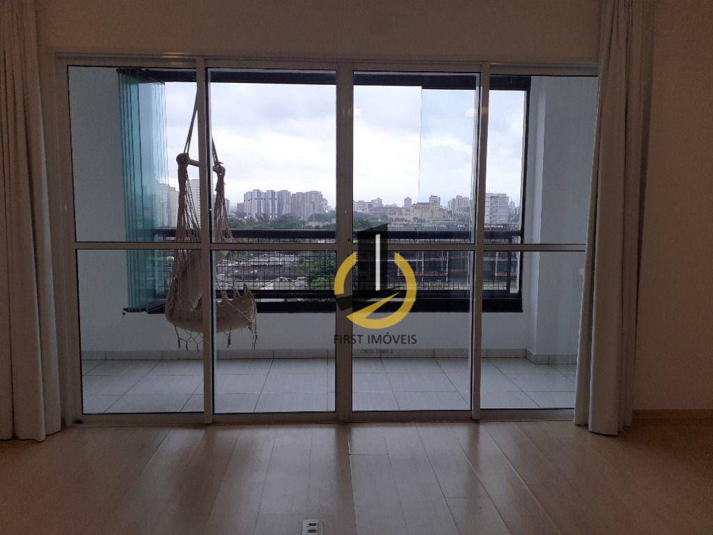 Apartamento para alugar com 1 quarto, 35m² - Foto 6