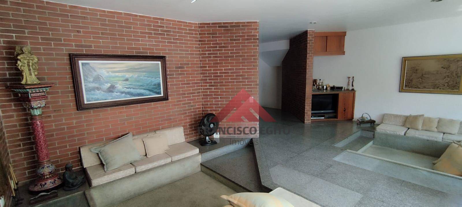 Casa à venda com 4 quartos, 440m² - Foto 14