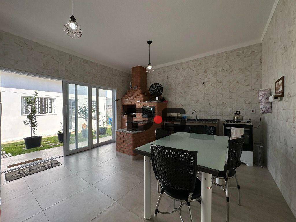 Casa à venda com 2 quartos, 185m² - Foto 10