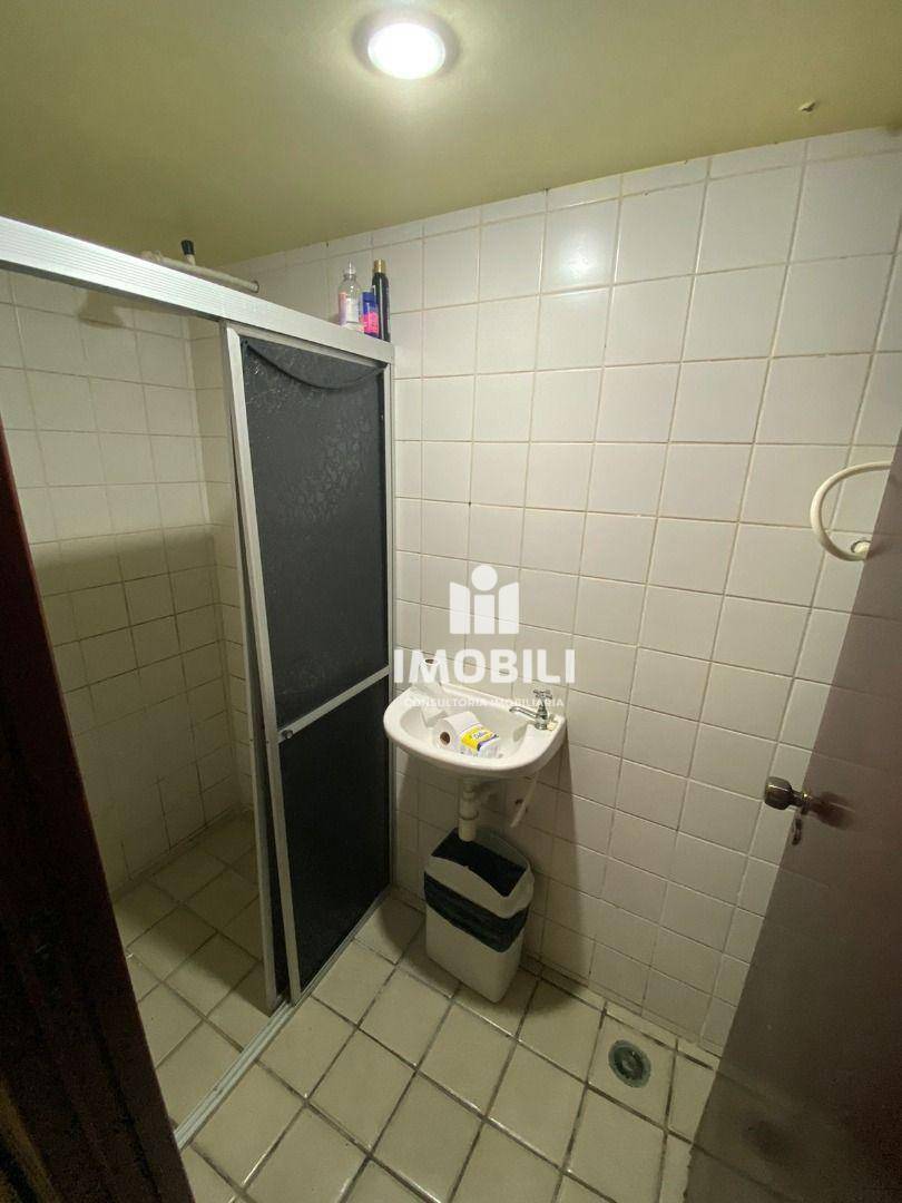 Apartamento à venda com 3 quartos, 10763m² - Foto 9