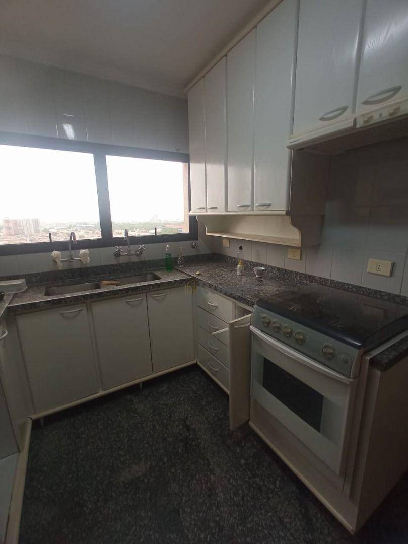 Apartamento à venda e aluguel com 3 quartos, 142m² - Foto 10