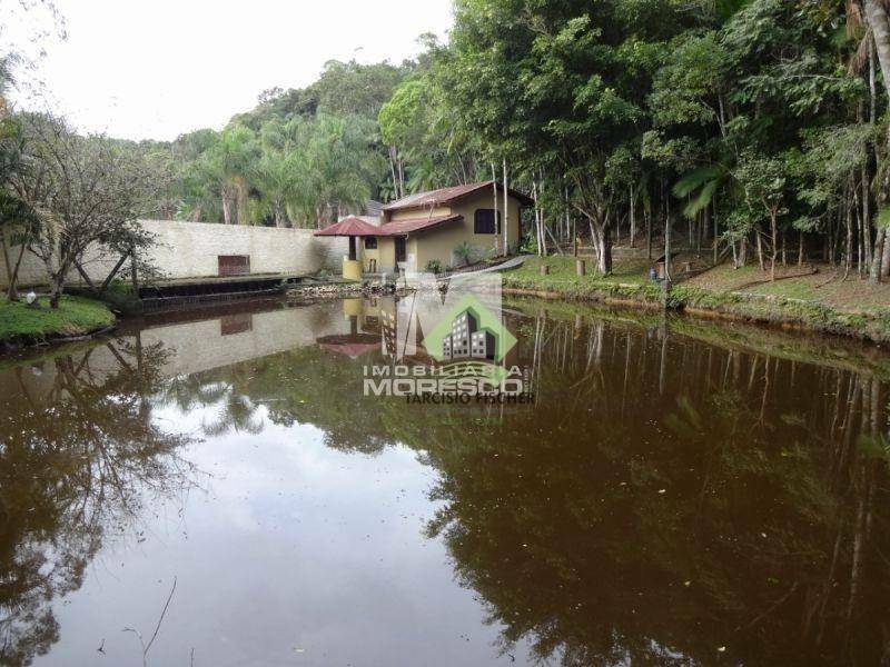 Casa à venda com 4 quartos, 600m² - Foto 10