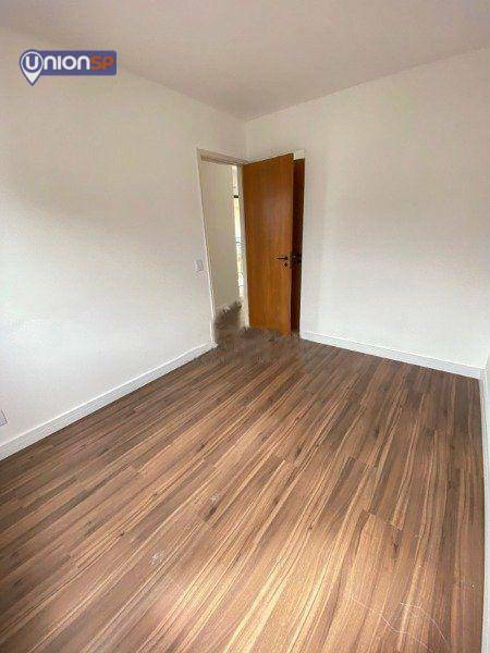 Apartamento à venda com 2 quartos, 57m² - Foto 6