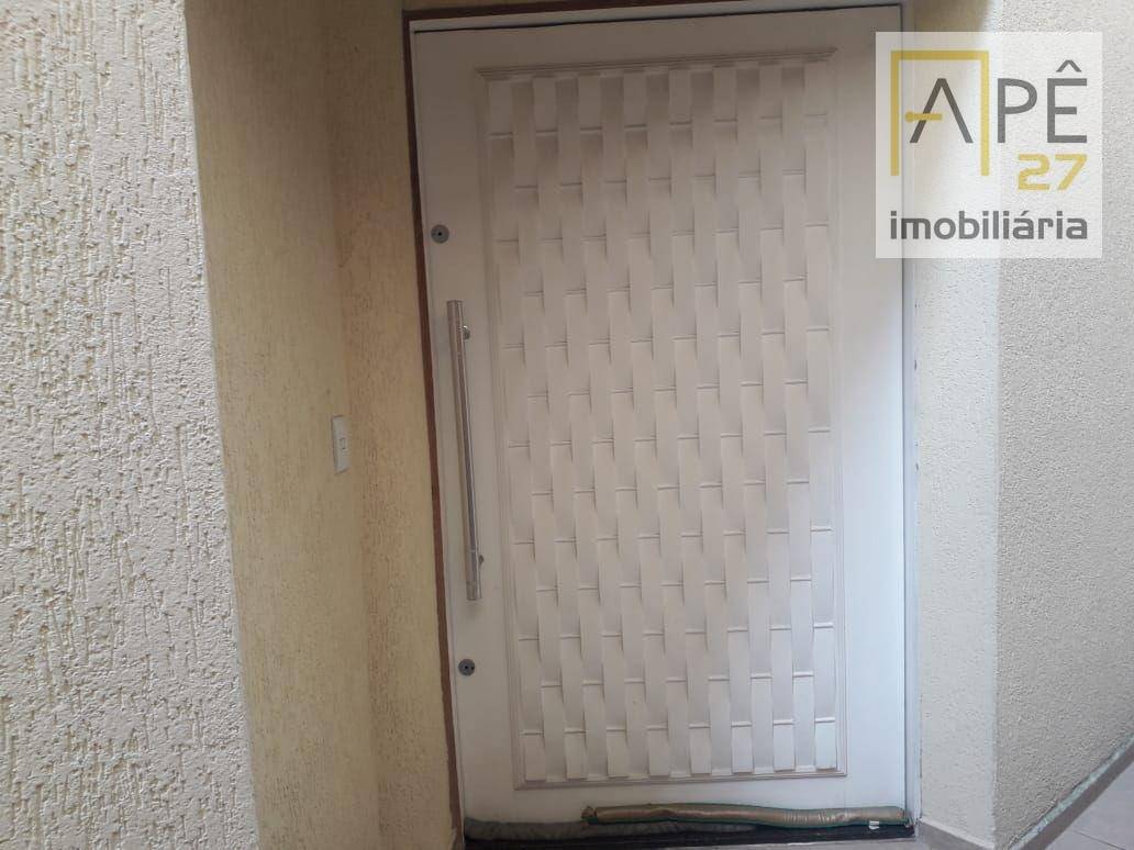 Sobrado à venda com 3 quartos, 250m² - Foto 13