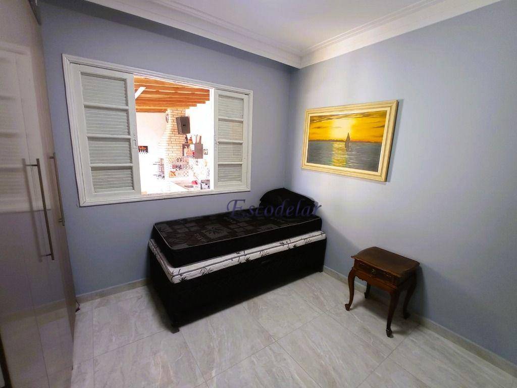 Sobrado à venda com 4 quartos, 200m² - Foto 27