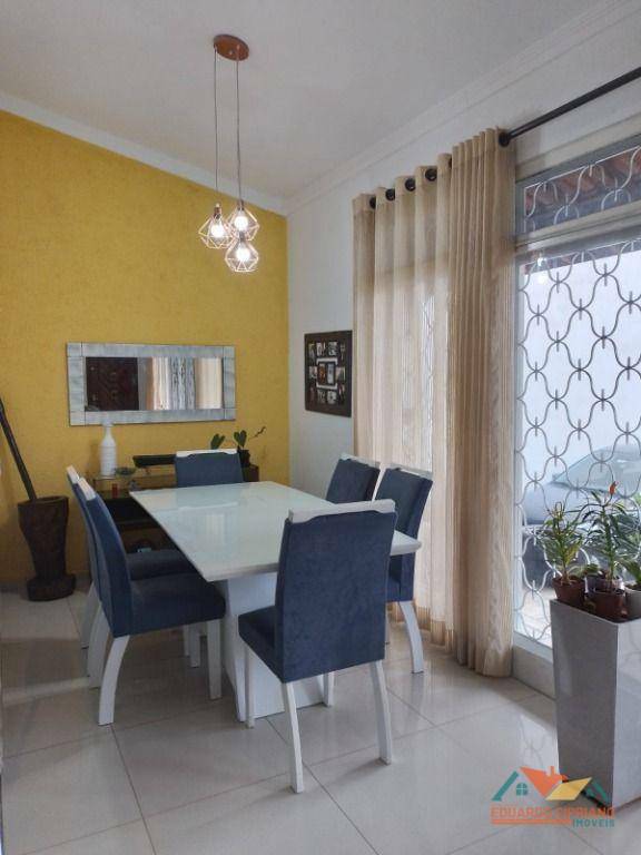 Casa à venda com 3 quartos, 220m² - Foto 15