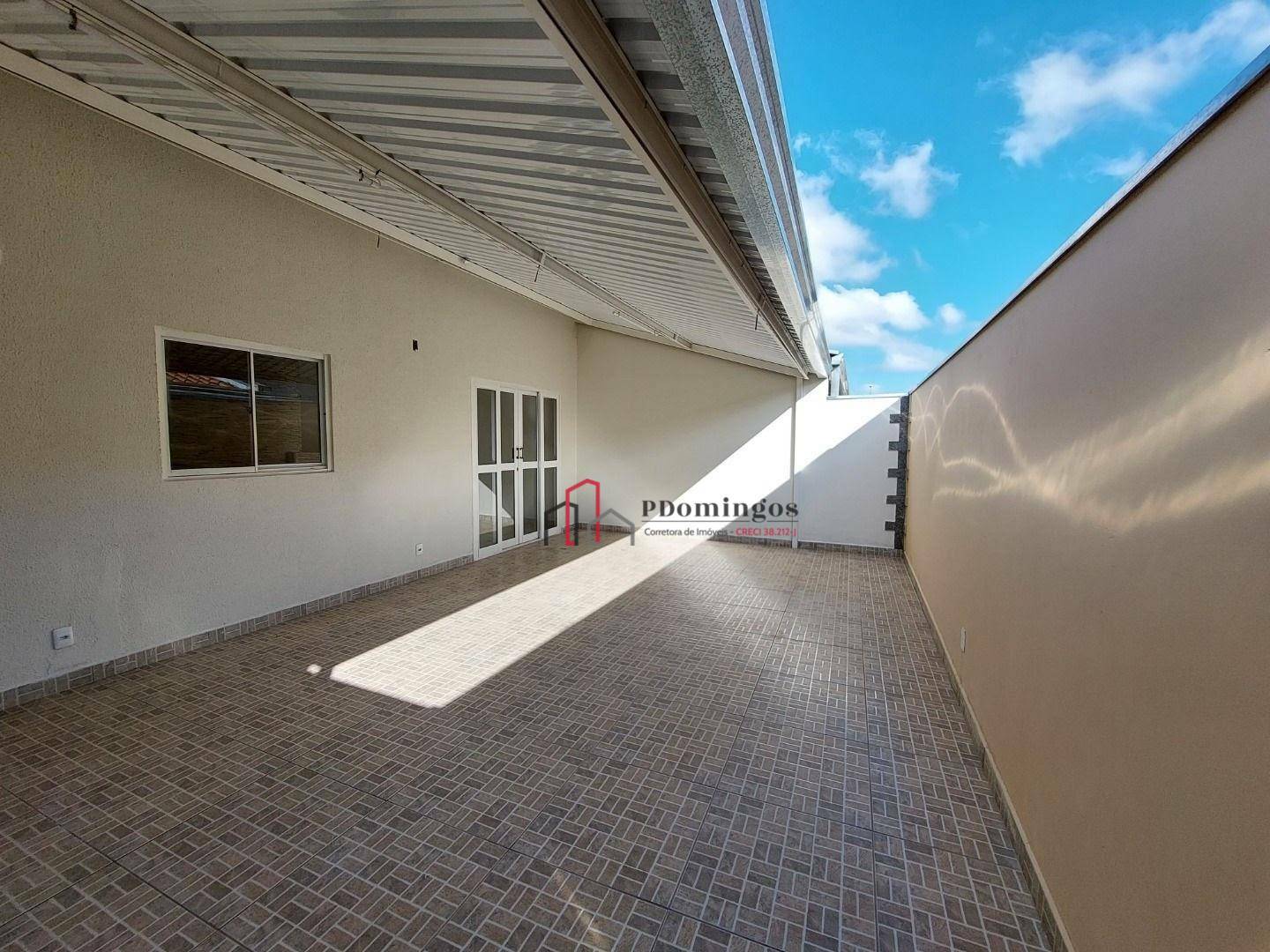 Casa de Condomínio para alugar com 3 quartos, 78m² - Foto 3