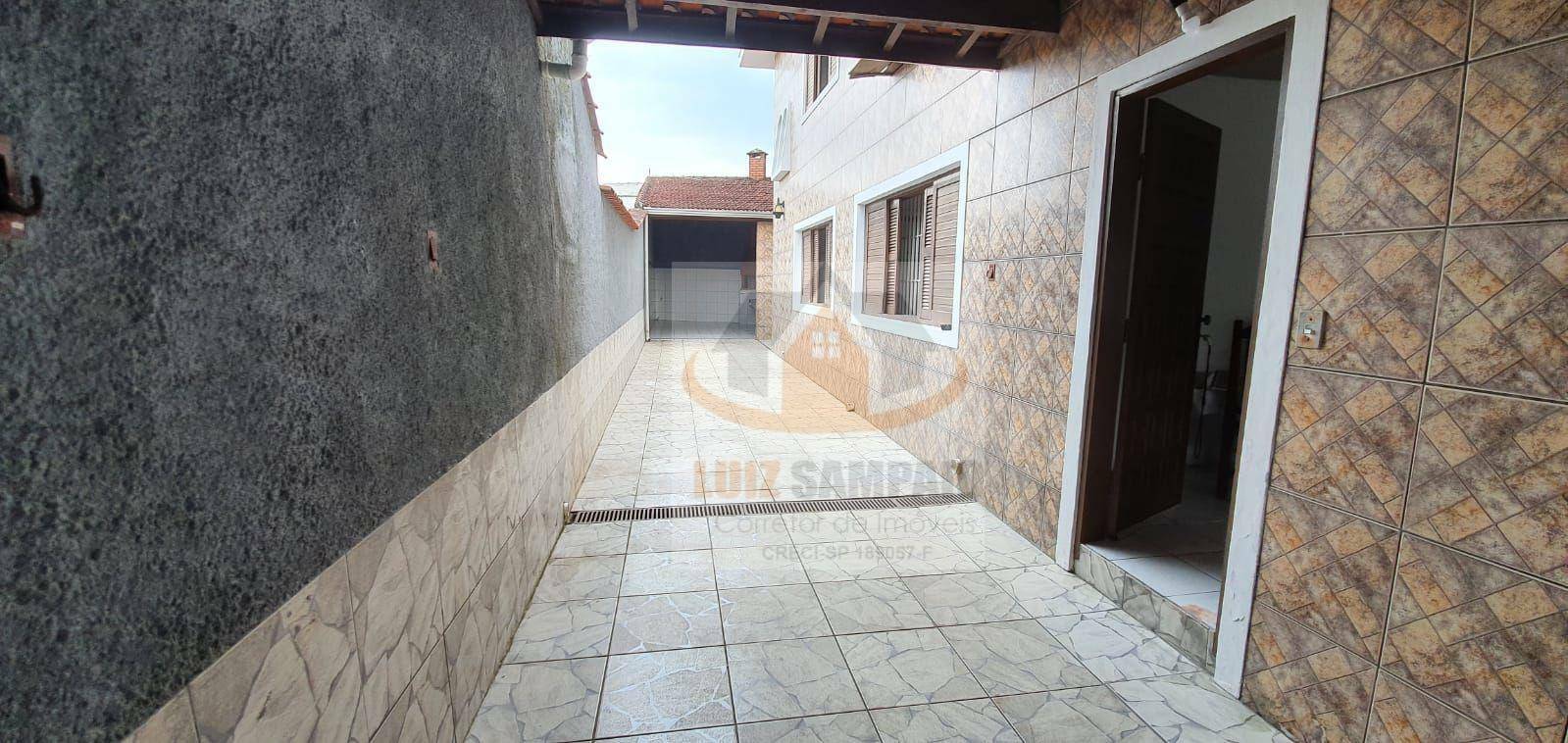 Casa à venda com 4 quartos, 180m² - Foto 12