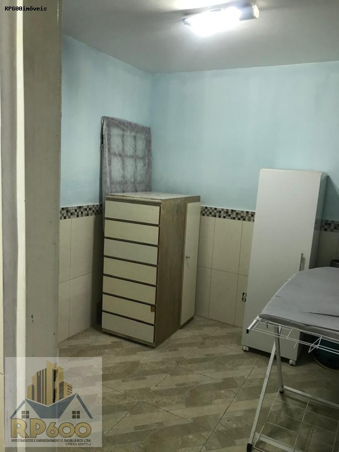 Casa para alugar com 2 quartos, 100m² - Foto 25