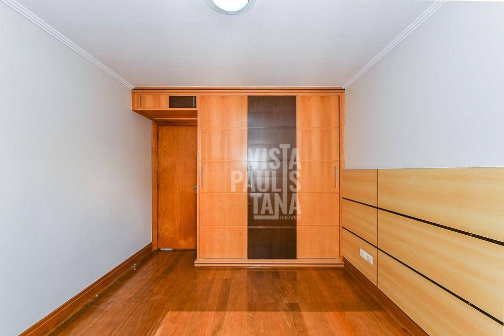 Apartamento à venda com 3 quartos, 214m² - Foto 15