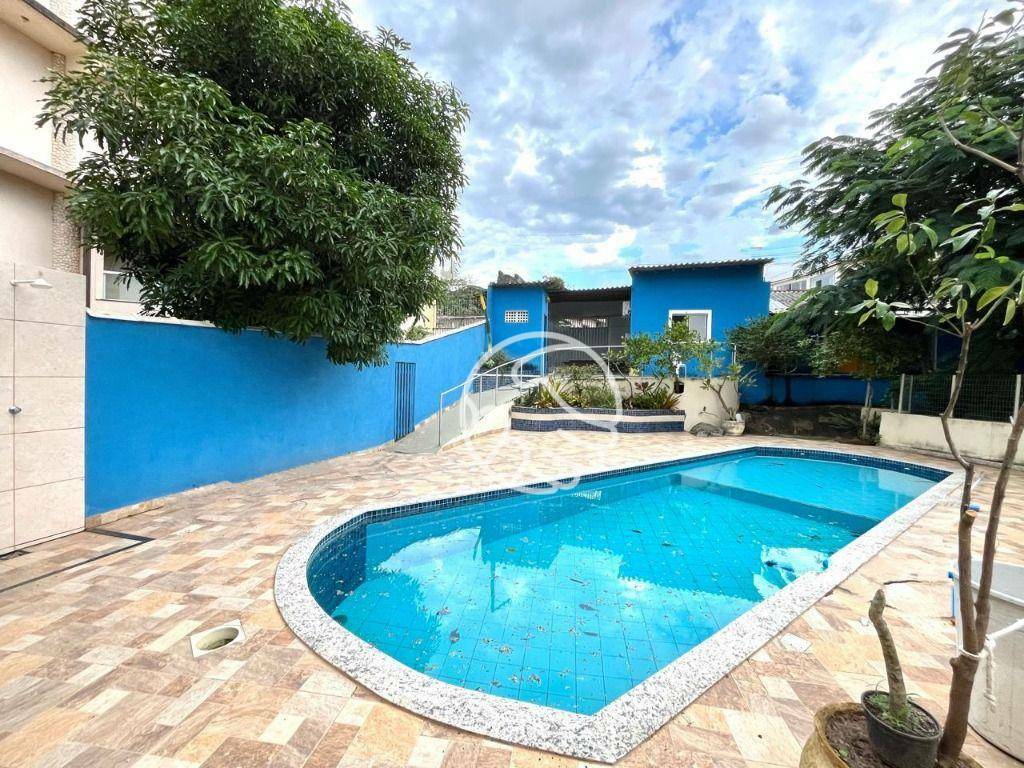 Casa à venda com 1 quarto, 50m² - Foto 1